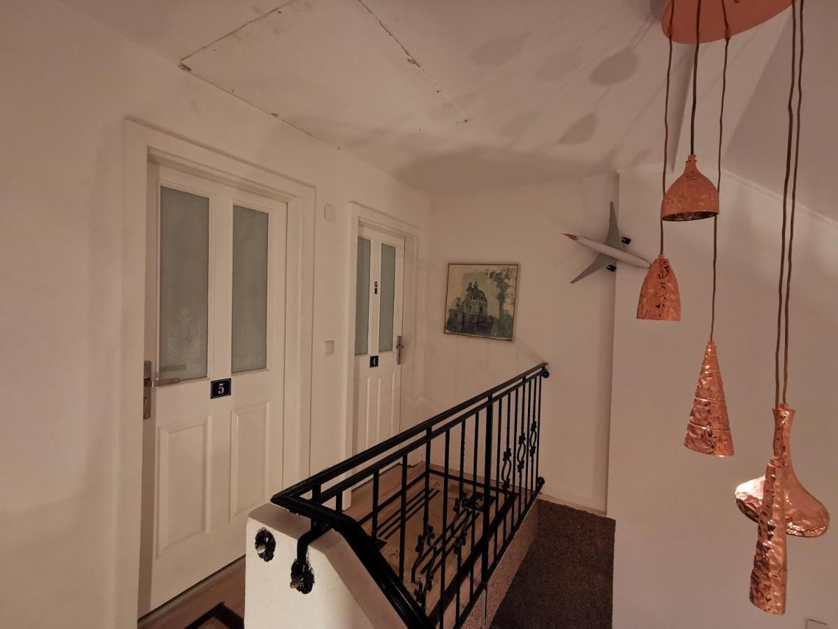 Pension Foehrenhain Герасдорф-бай-Вин Экстерьер фото